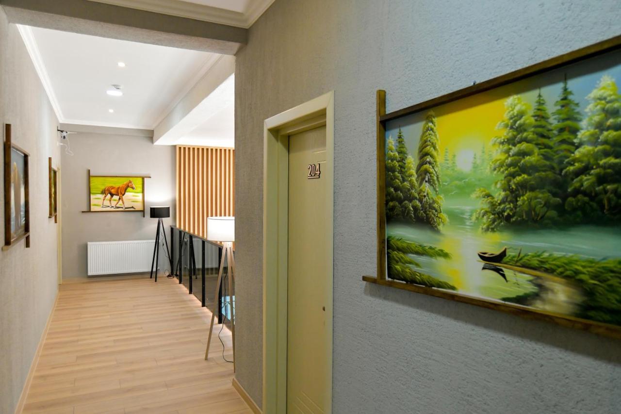 Hill Hotel 库塔伊西 外观 照片