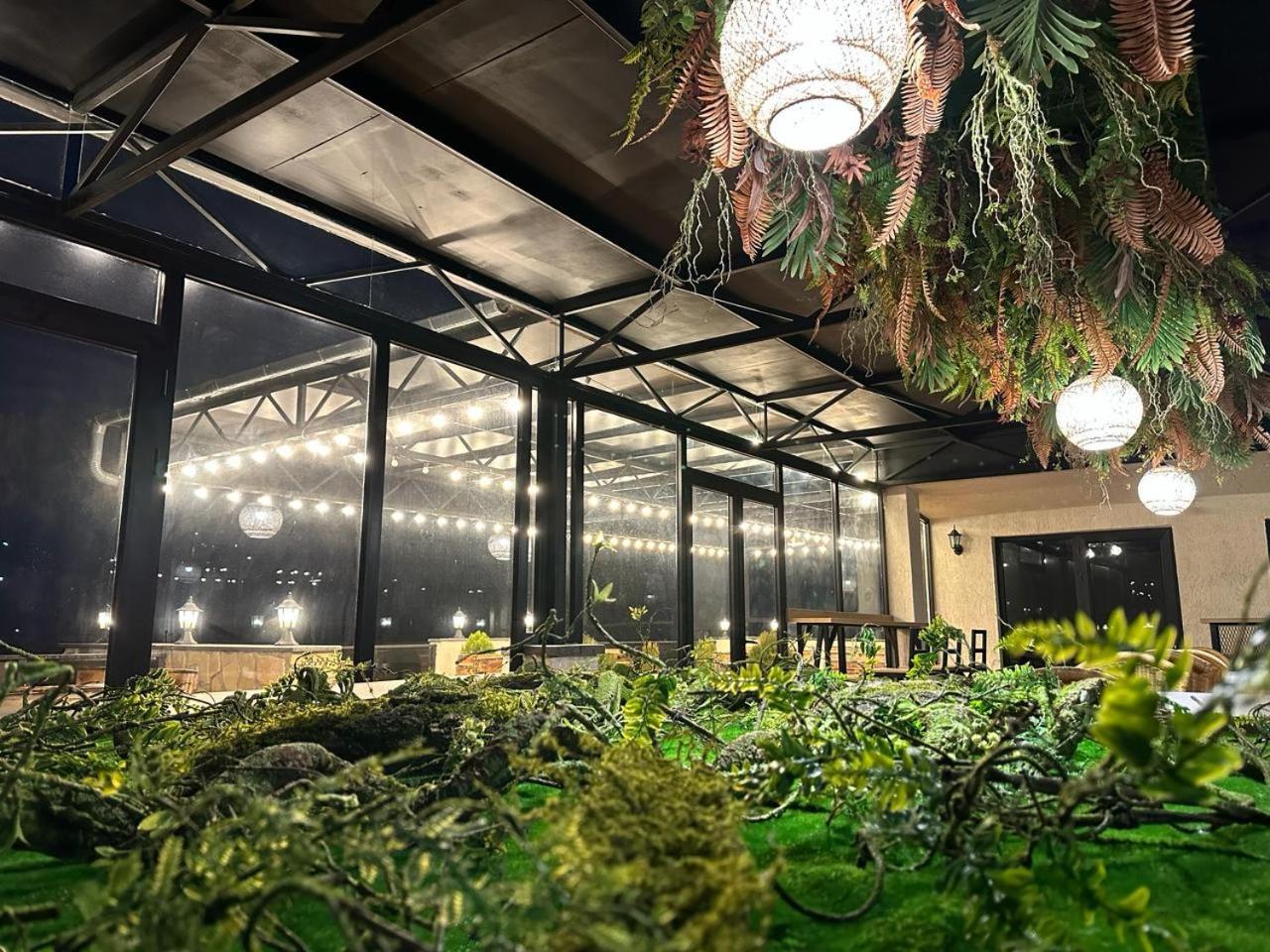 Hill Hotel 库塔伊西 外观 照片