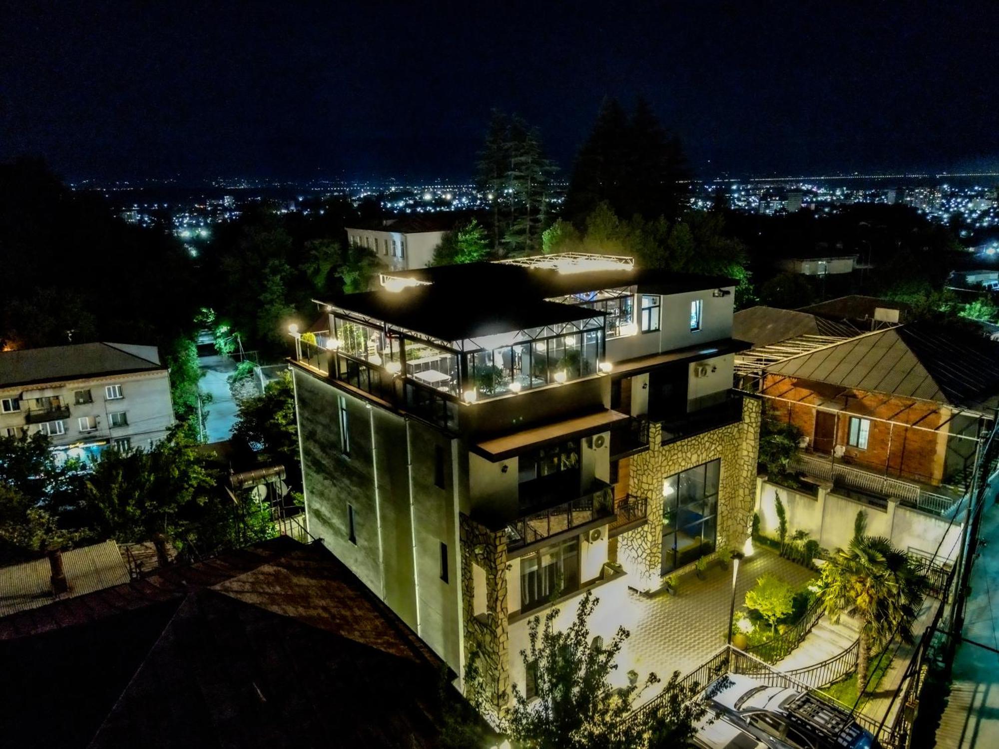 Hill Hotel 库塔伊西 外观 照片