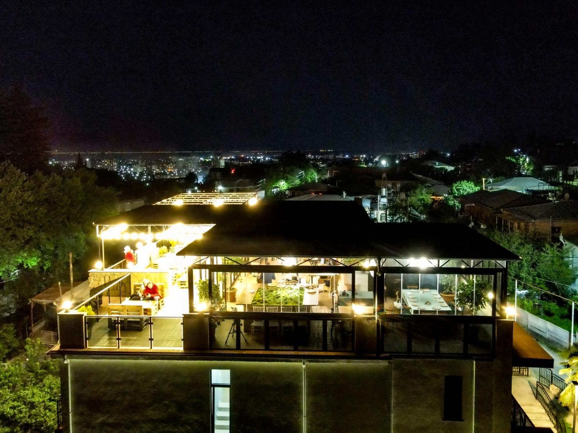 Hill Hotel 库塔伊西 外观 照片